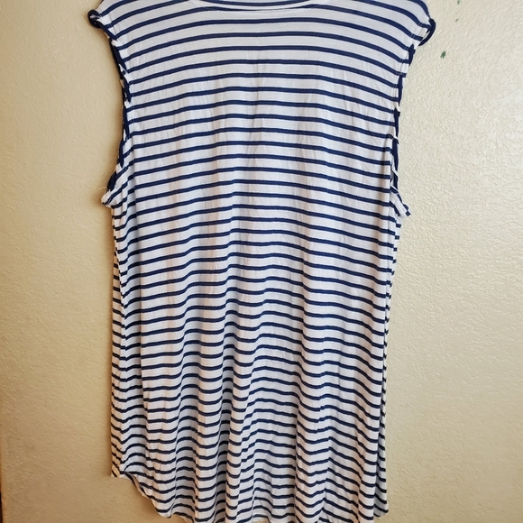 LIVI Active Sleeveless Workout Striped Tank Top - Picture 4 of 4